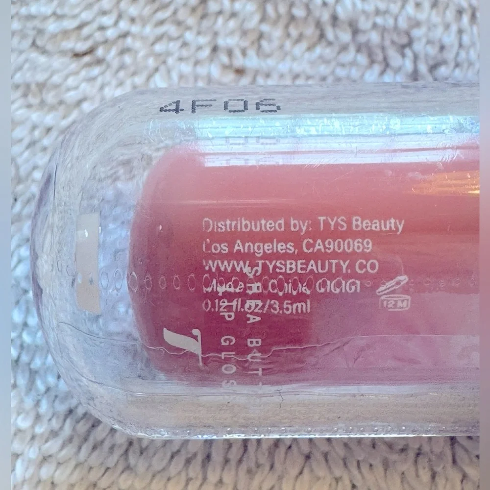 TYS BEAUTY Lip Butter Mini in Honey 3.5ml BRAND NEW/SEALED